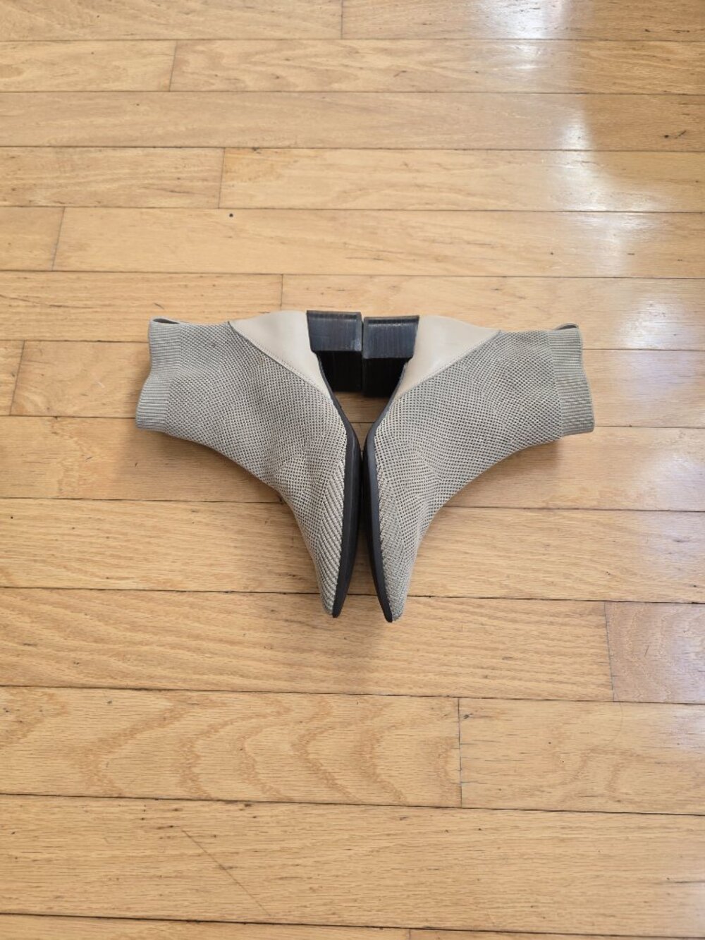 Everlane | Monochrome Taupe Beige Pointed Toe Knit Ankle Booties  | WMS 7.5 - Picture 9 of 11